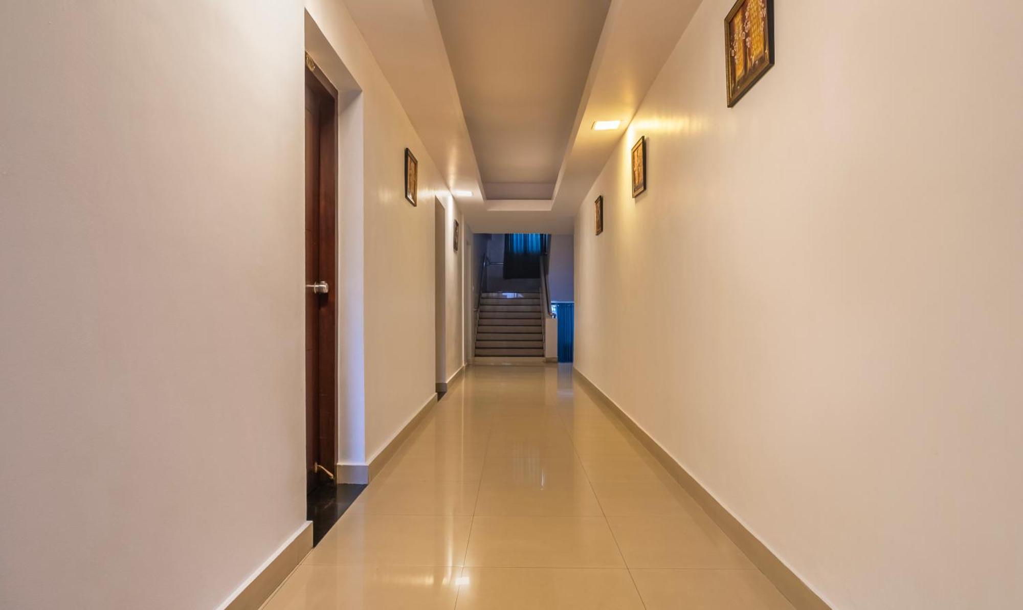 Treebo Central Thrissur Екстер'єр фото
